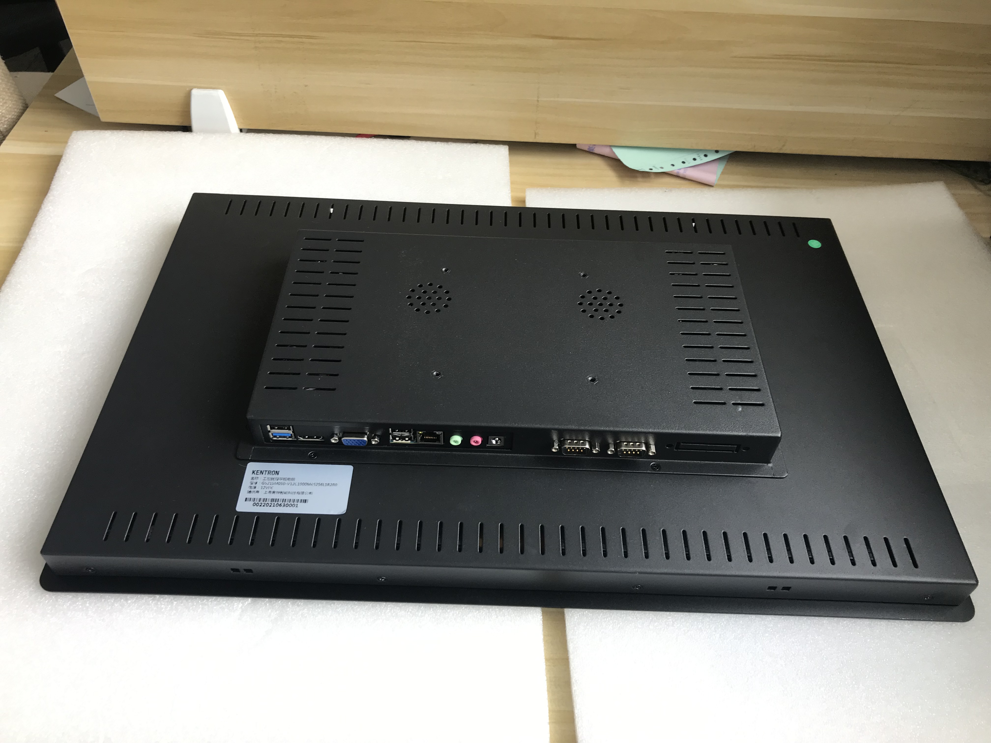 21寸22寸工控一體機電容式觸摸屏工控機 21寸22寸工控一體機電容式觸摸屏工控機
